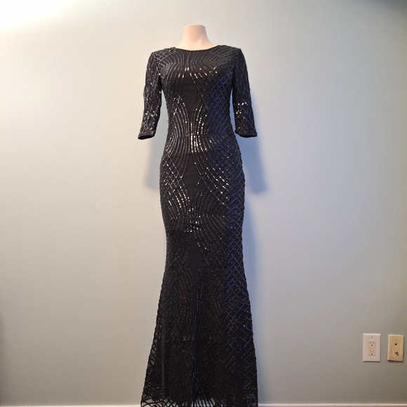 Vintage Dresses & Skirts - Elegant Black Sequin Gown